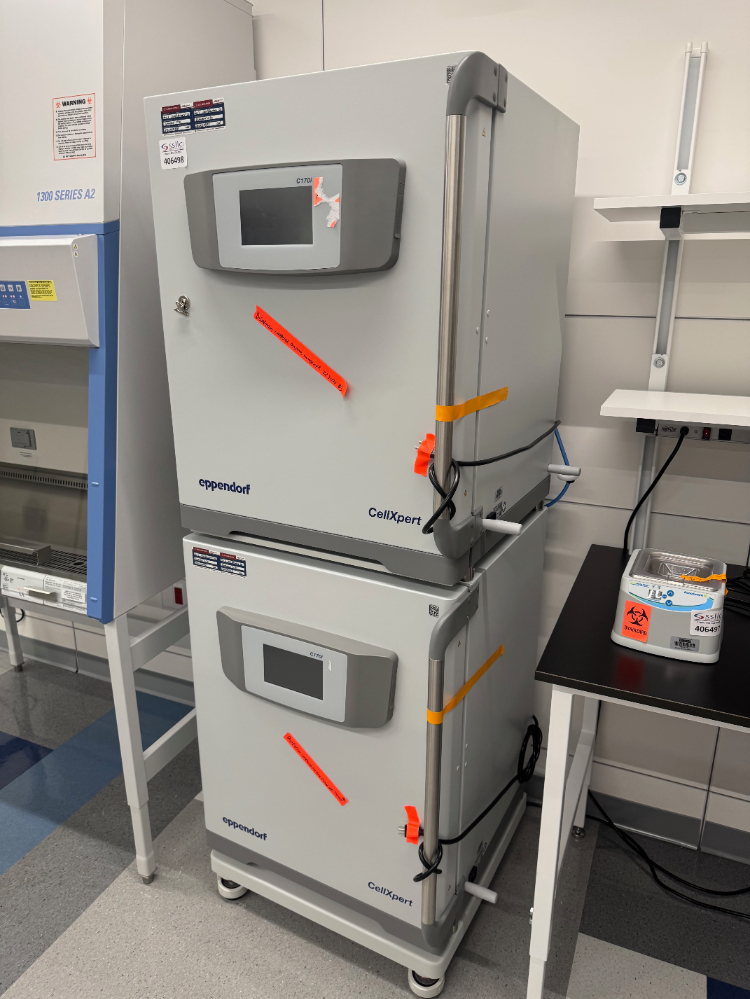 Image of Eppendorf CellExpert Double Stack Incubator Shaker